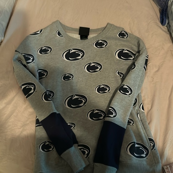 Penn state juniors sweatshirt. Size small - Picture 1 of 5